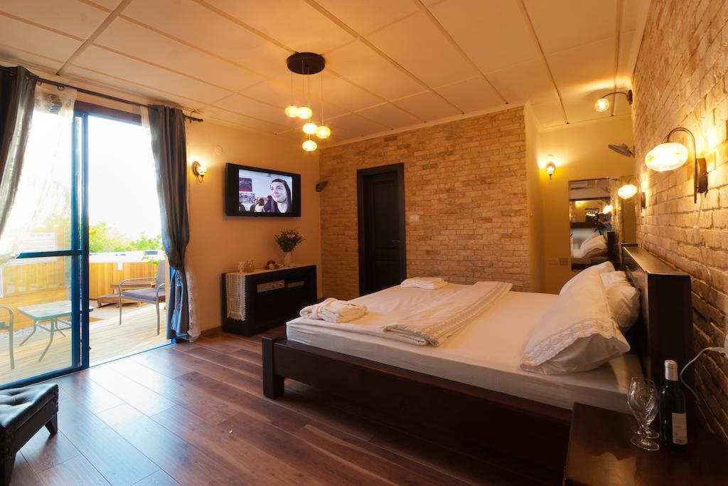 Shmulik'S Resort Couples Or Families Only 해드 네스 외부 사진