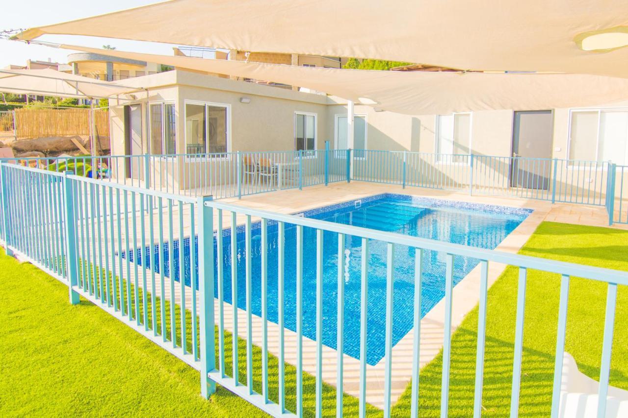 Shmulik'S Resort Couples Or Families Only 해드 네스 외부 사진